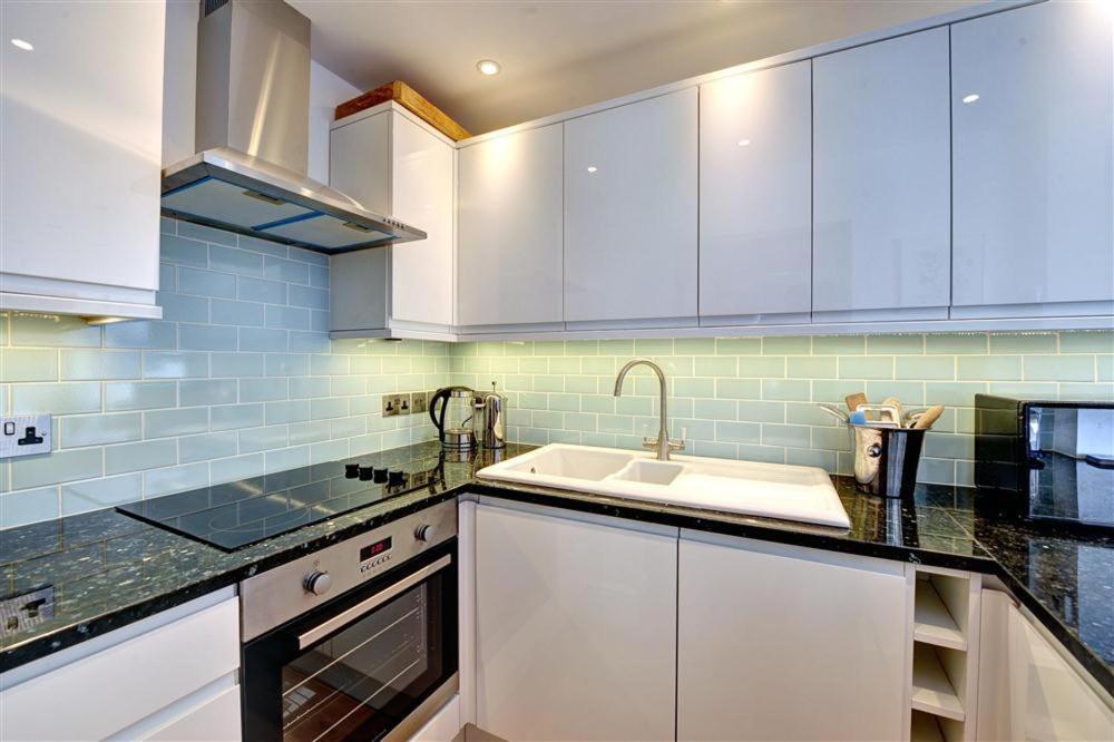 Seahorse Apartment Lyme Regis Exterior foto